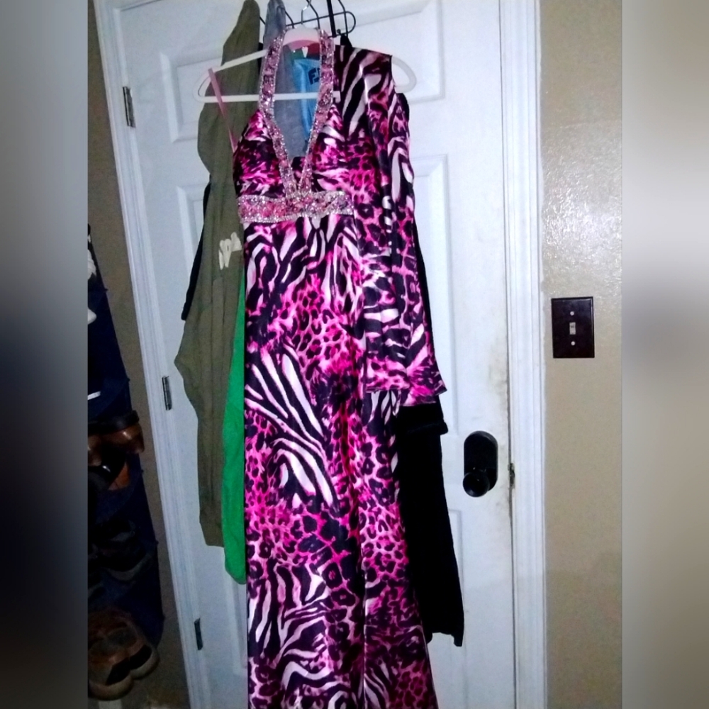 Mori Lee size zero pink zebra striped dress